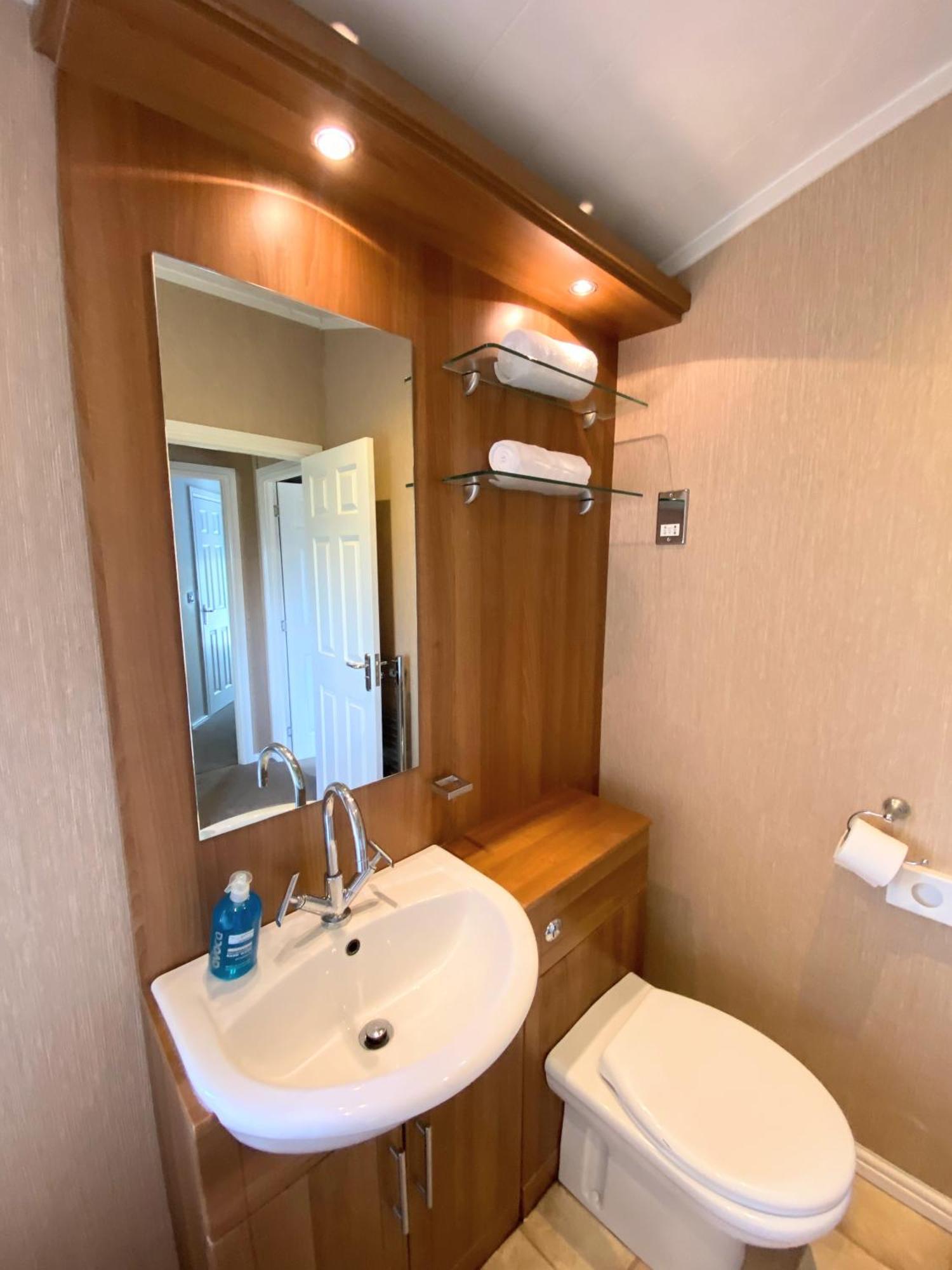 Вилла Benarty 11 With Private Hot Tub - Fife - Loch Leven - Lomond Hills - Pet Friendly Kelty Экстерьер фото